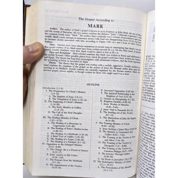 The Criswell Study Bible - King James Version 1979 - KJV - READ BELOW - Picture 5 of 7